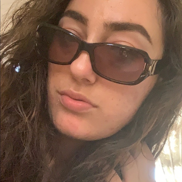 Christian Dior Stunnas - Picture 2 of 8